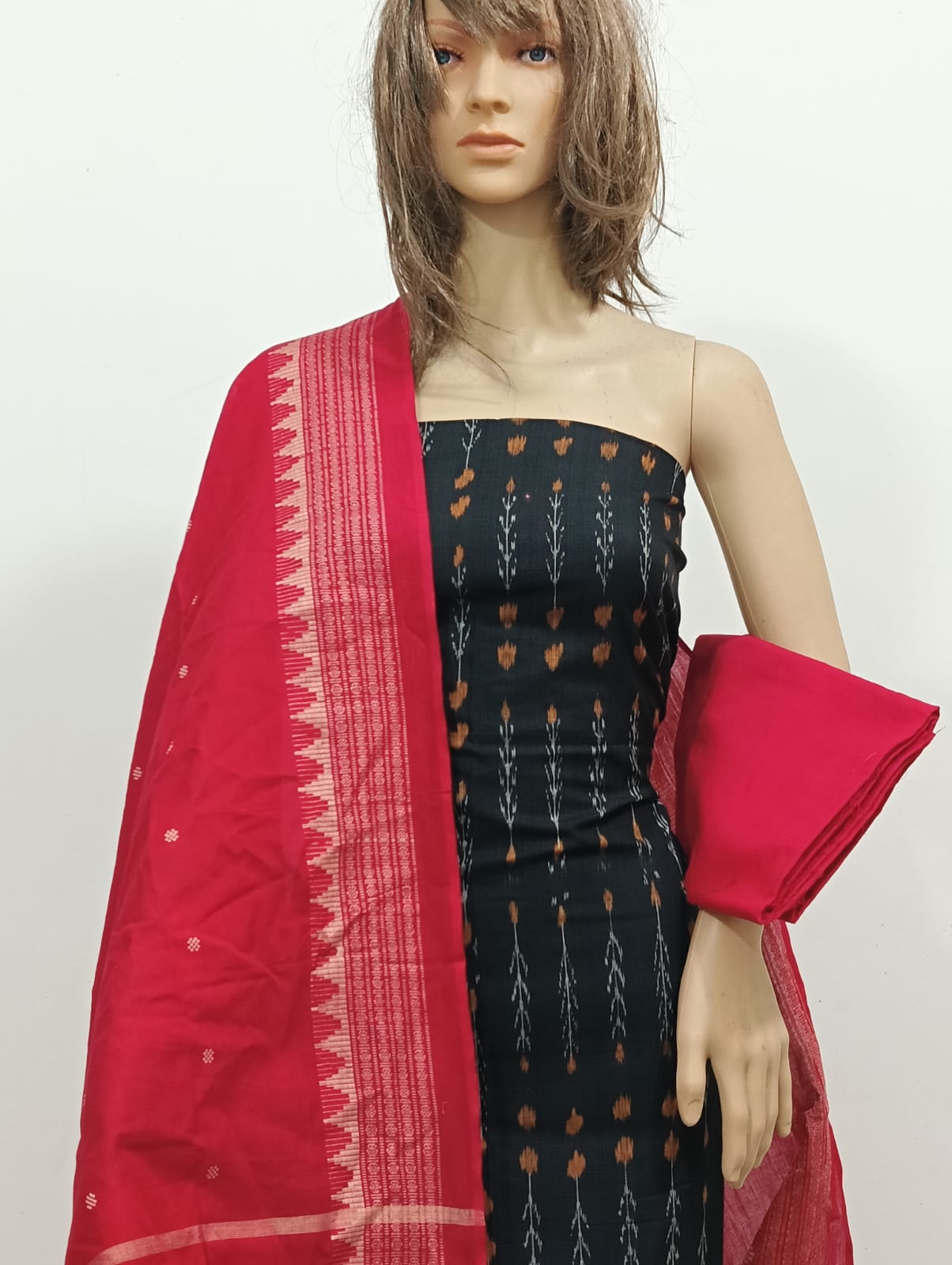Elegant Blue Ikat Print Jayanti Cotton Suit Set