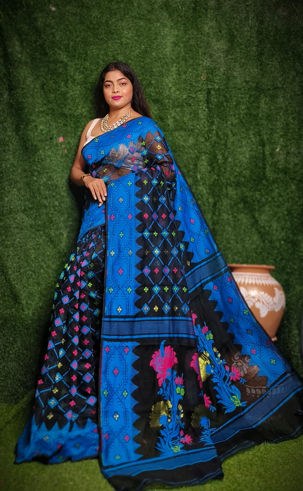 Elegant Dhakai Jamdani Sarees