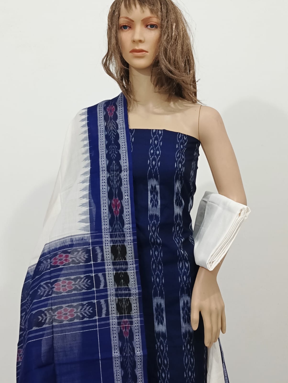 Handpicked Suit with Cultural Charm