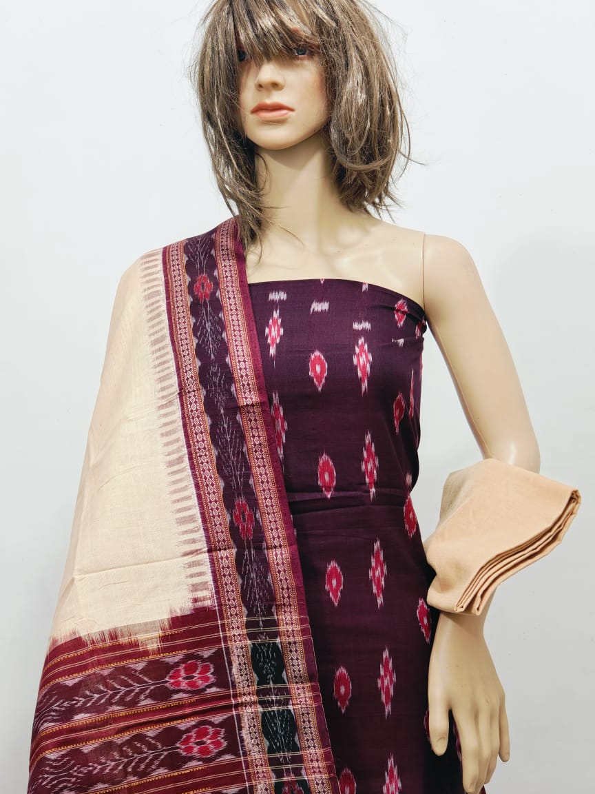 Elegantly Embroidered Traditional Suit